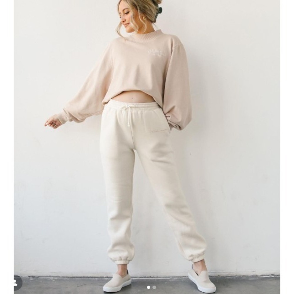 NWT Kristin Made Cloud Sweatpant Women's Small S Cream Drawstring Fleece Jogger